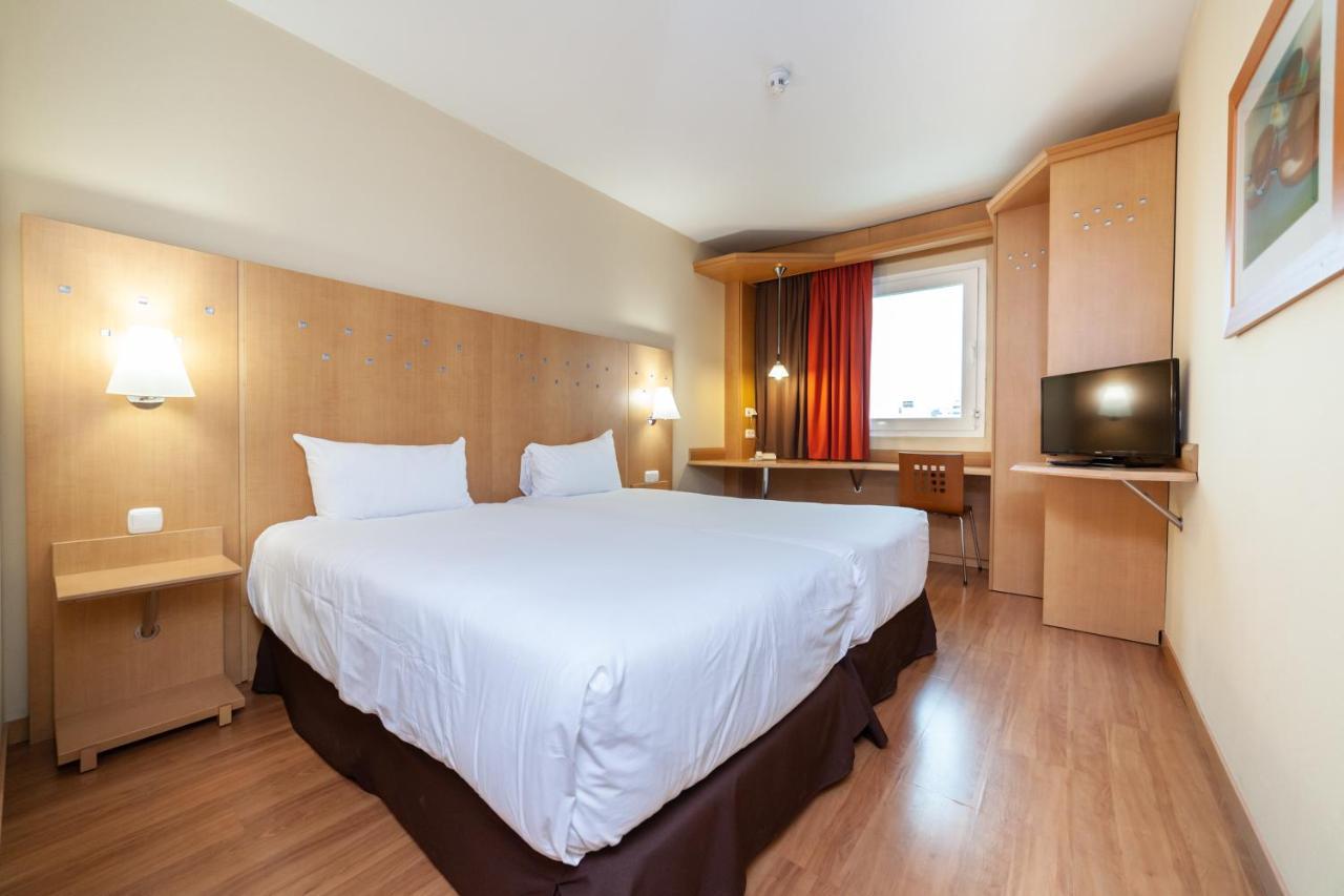 Ibis Alcala De Henares La Garena Hotell Exteriör bild