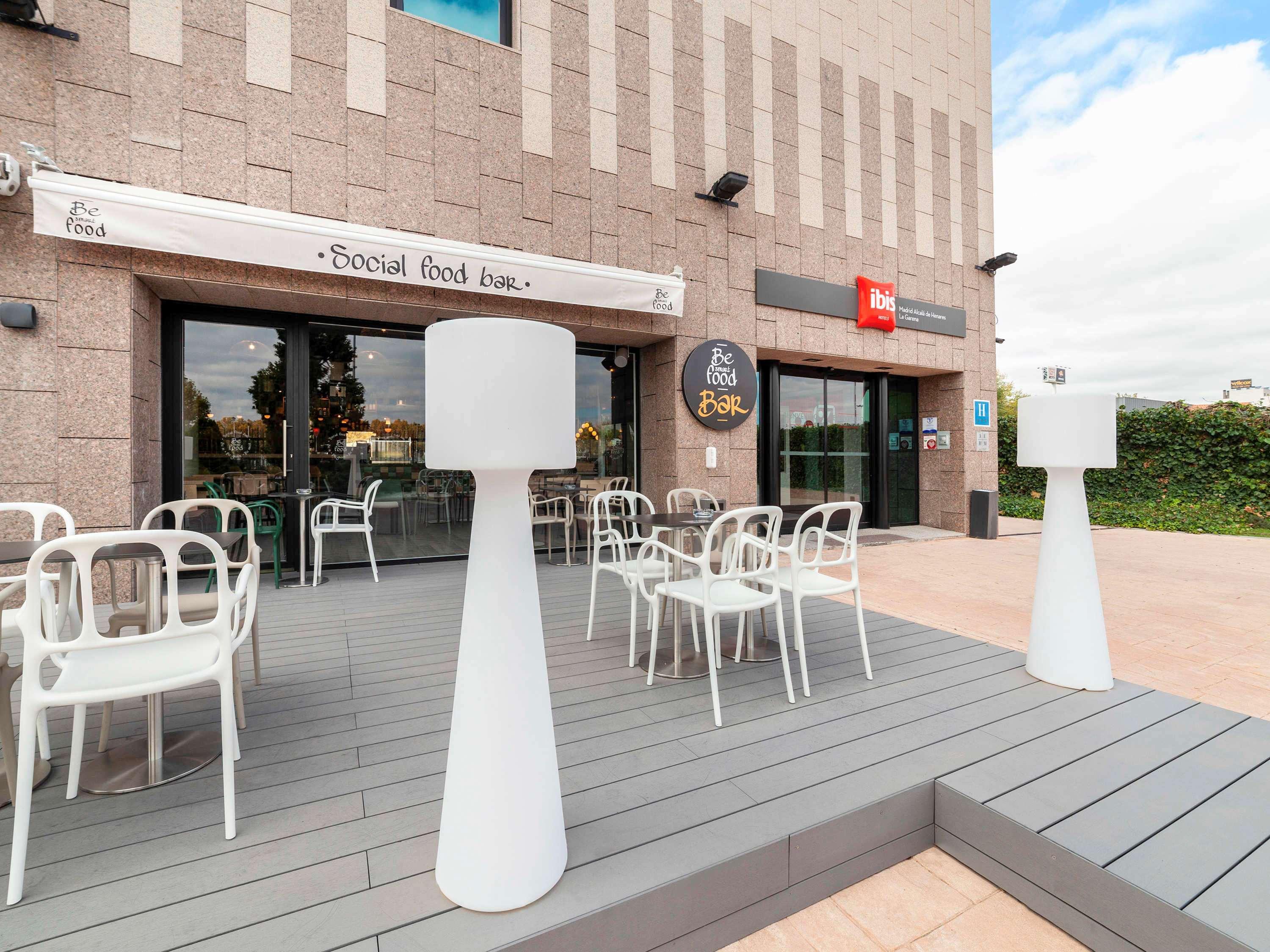Ibis Alcala De Henares La Garena Hotell Exteriör bild